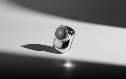 Electric Shaver Black & White Premium